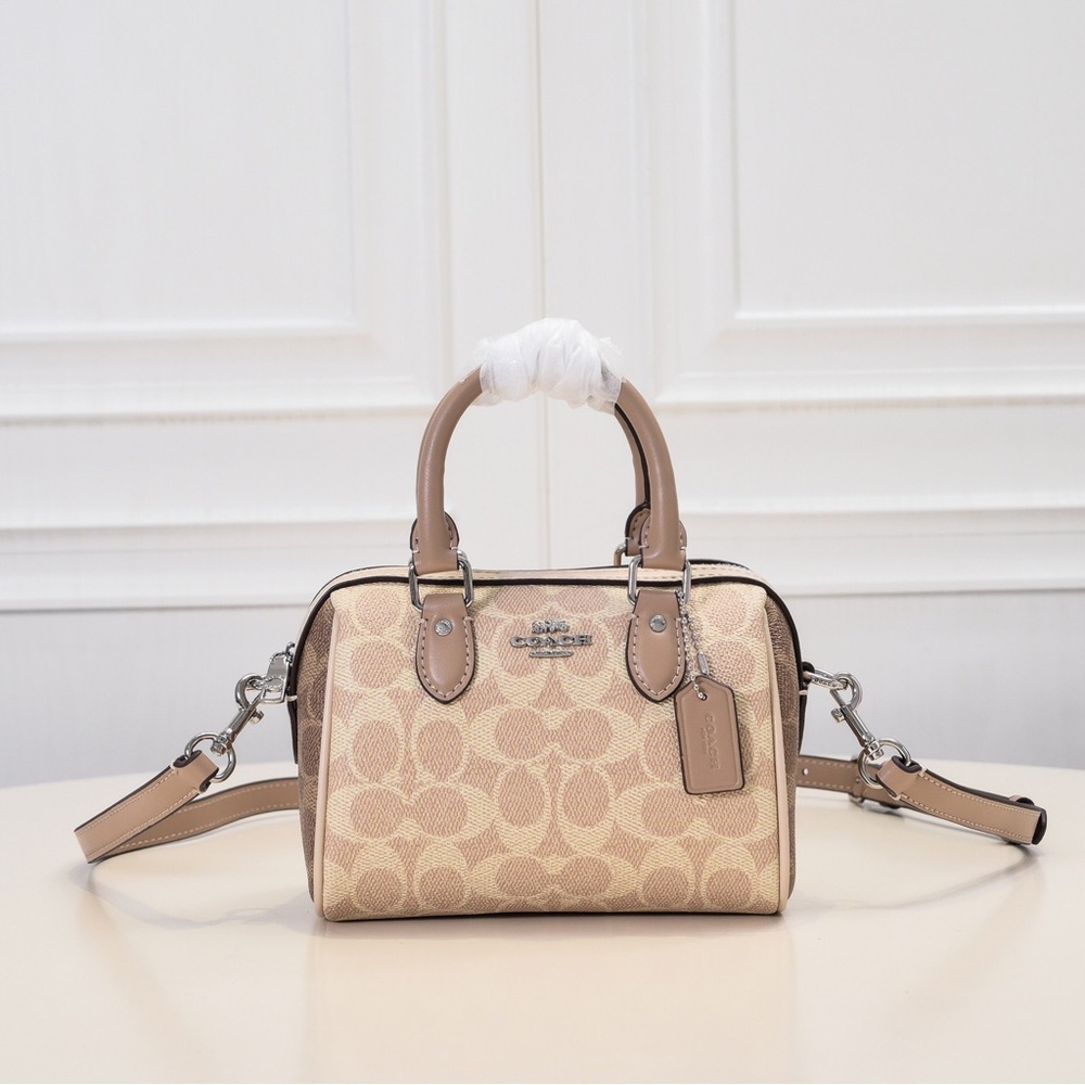Coach Rowan 18 Handbags Chain Bags